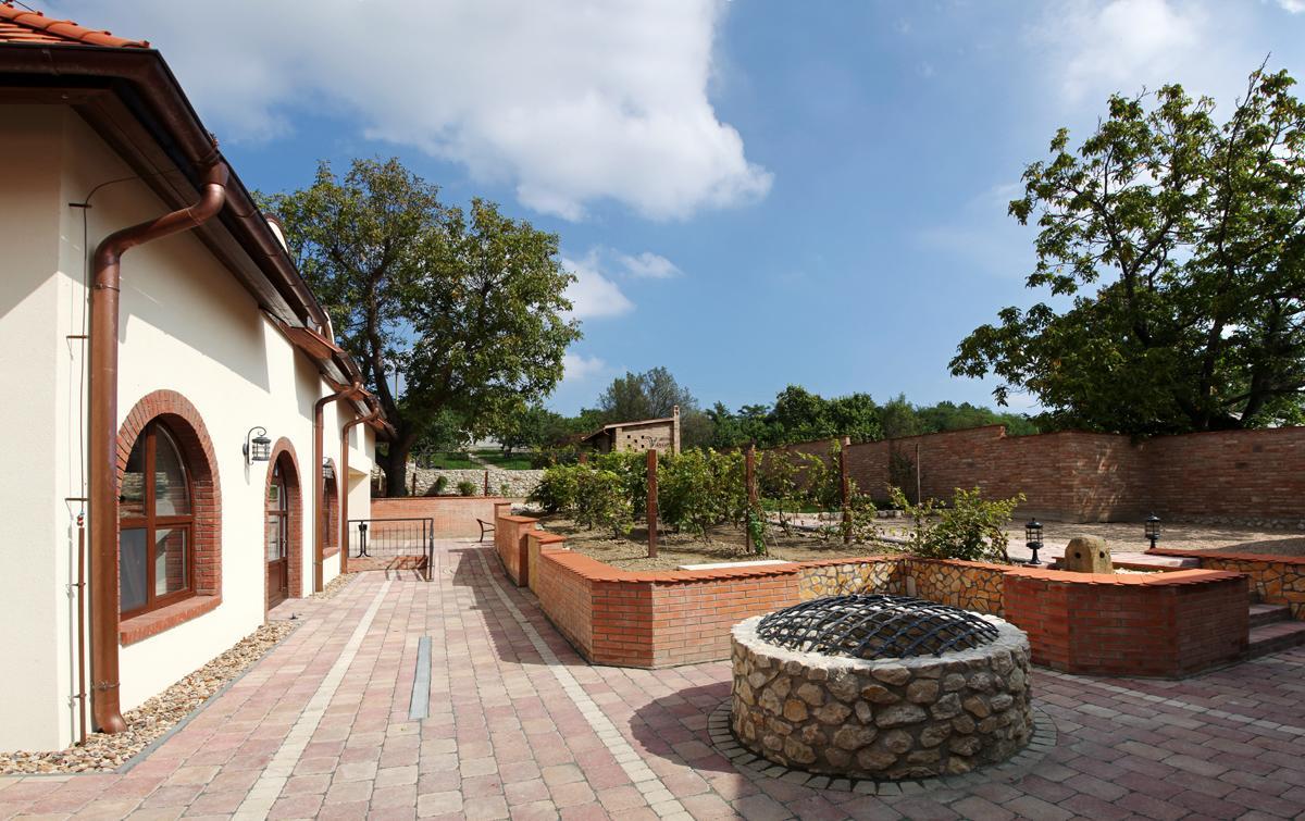 Hotel Vinopa Hustopeče المظهر الخارجي الصورة