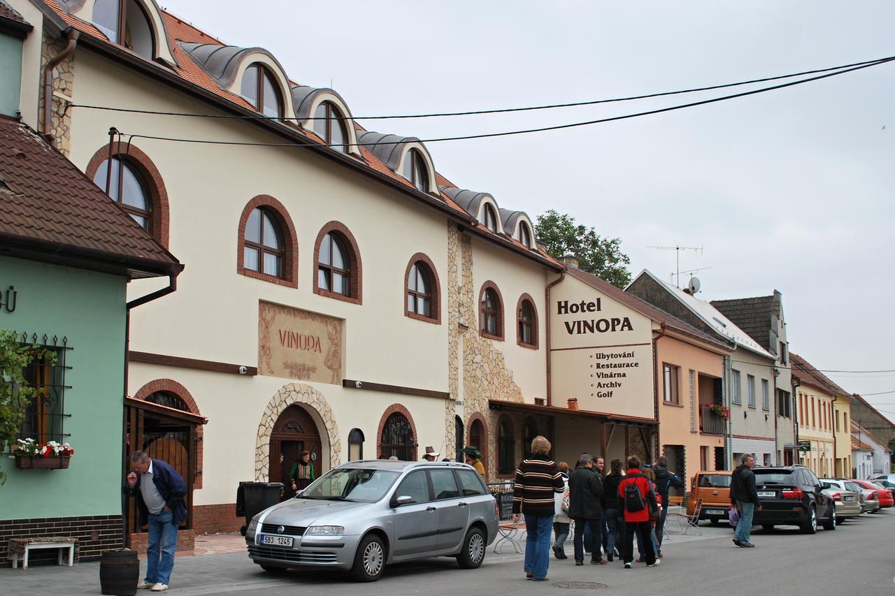 Hotel Vinopa Hustopeče المظهر الخارجي الصورة