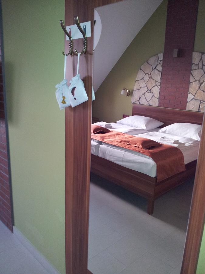Hotel Vinopa Hustopeče المظهر الخارجي الصورة
