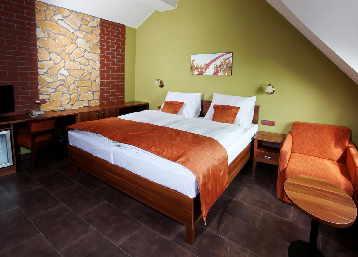 Hotel Vinopa Hustopeče المظهر الخارجي الصورة