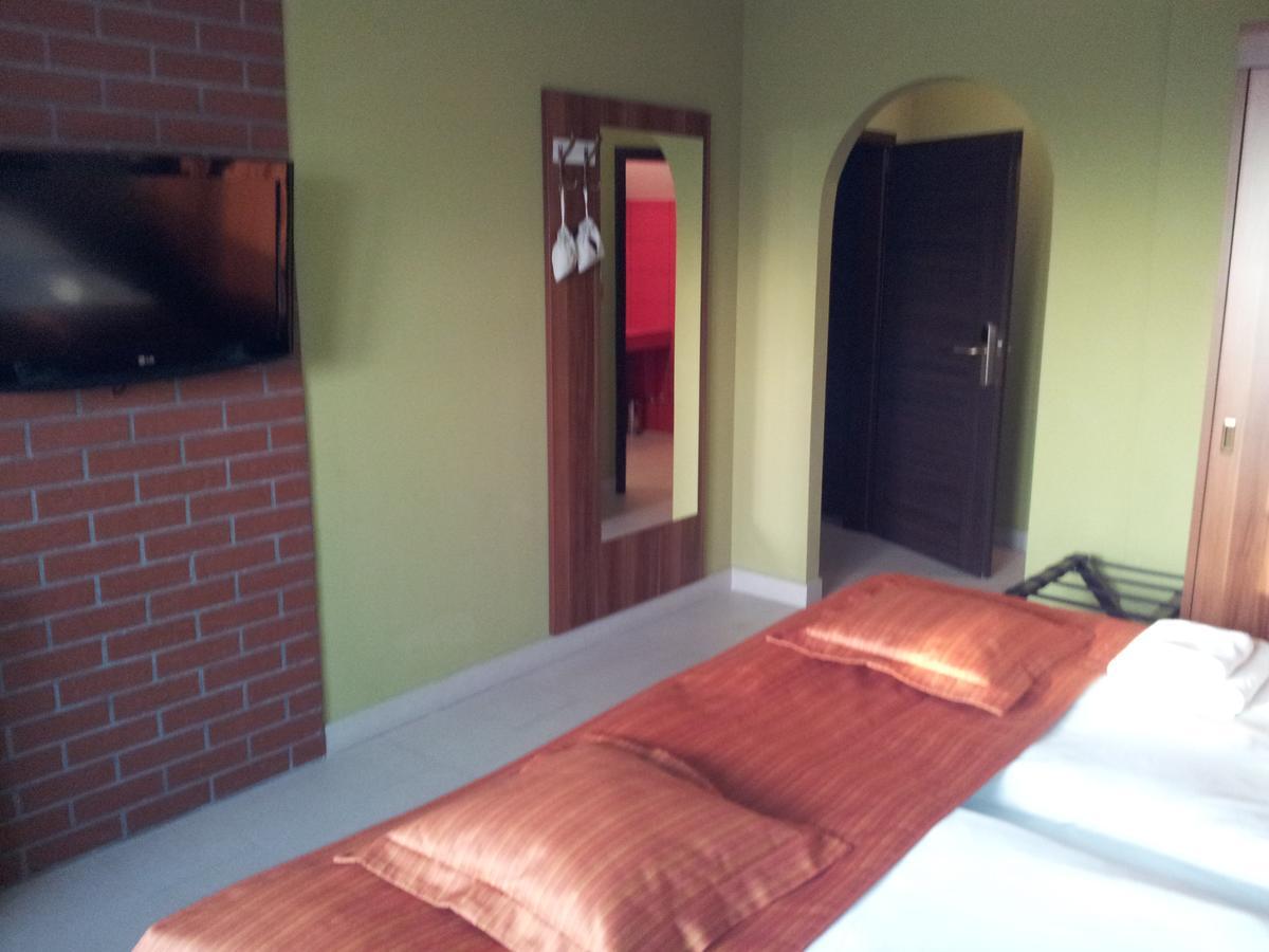 Hotel Vinopa Hustopeče المظهر الخارجي الصورة